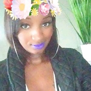 Meet your Posher, Raykeeta